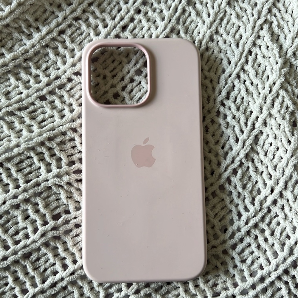 Apple iPhone 13 Pro case